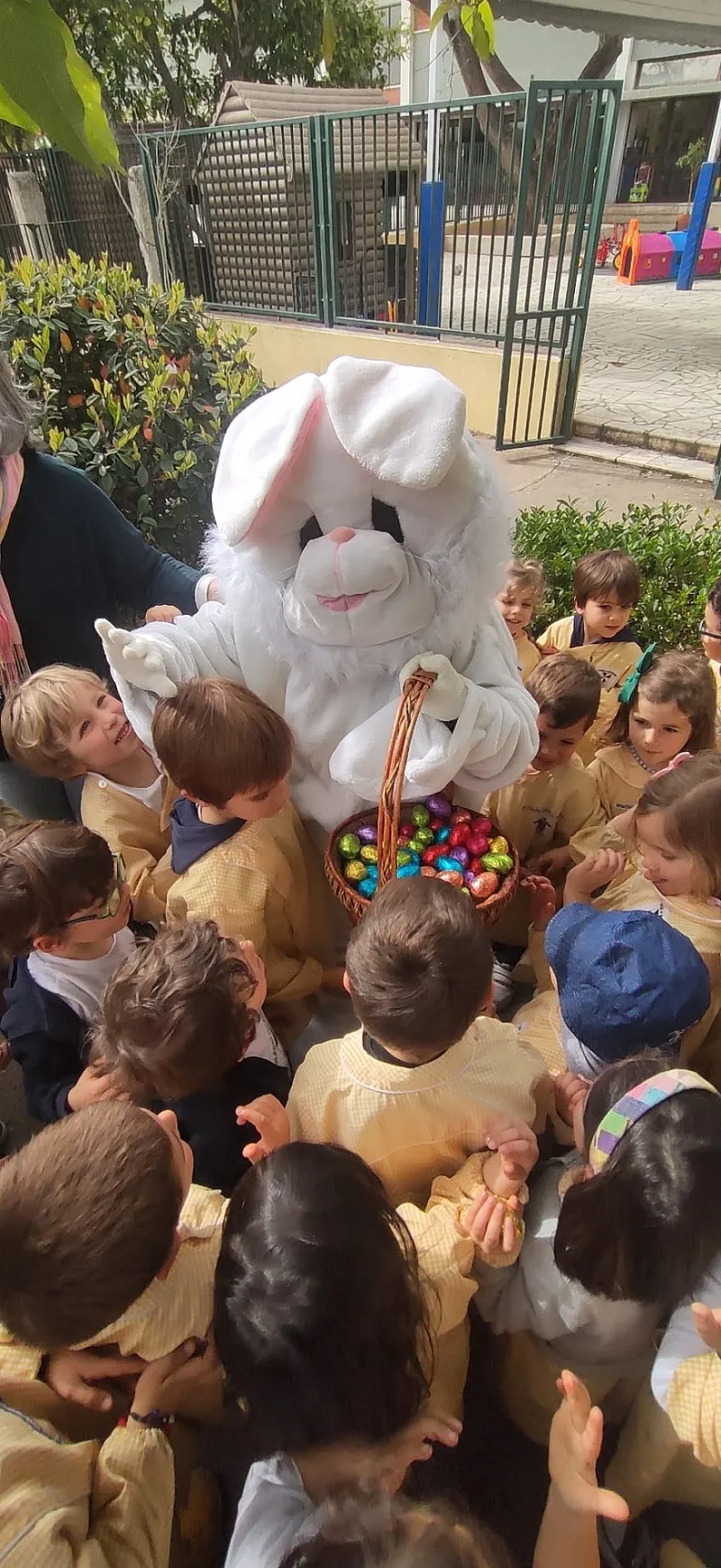 Caça aos ovos com os mais pequeninos