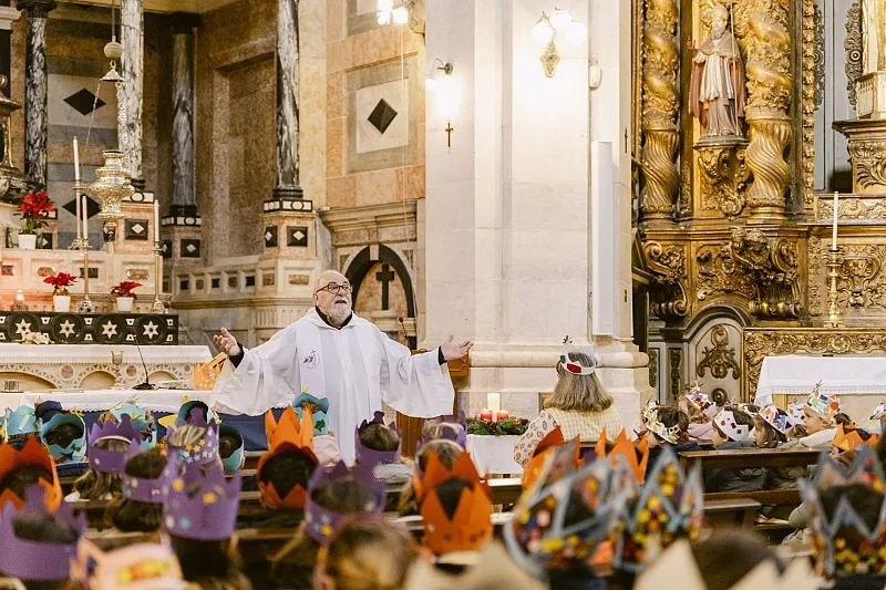 Pr&eacute;-Escolar | Missa de Reis